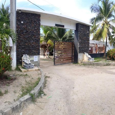 Отель Covenas Playas Tropicales Экстерьер фото